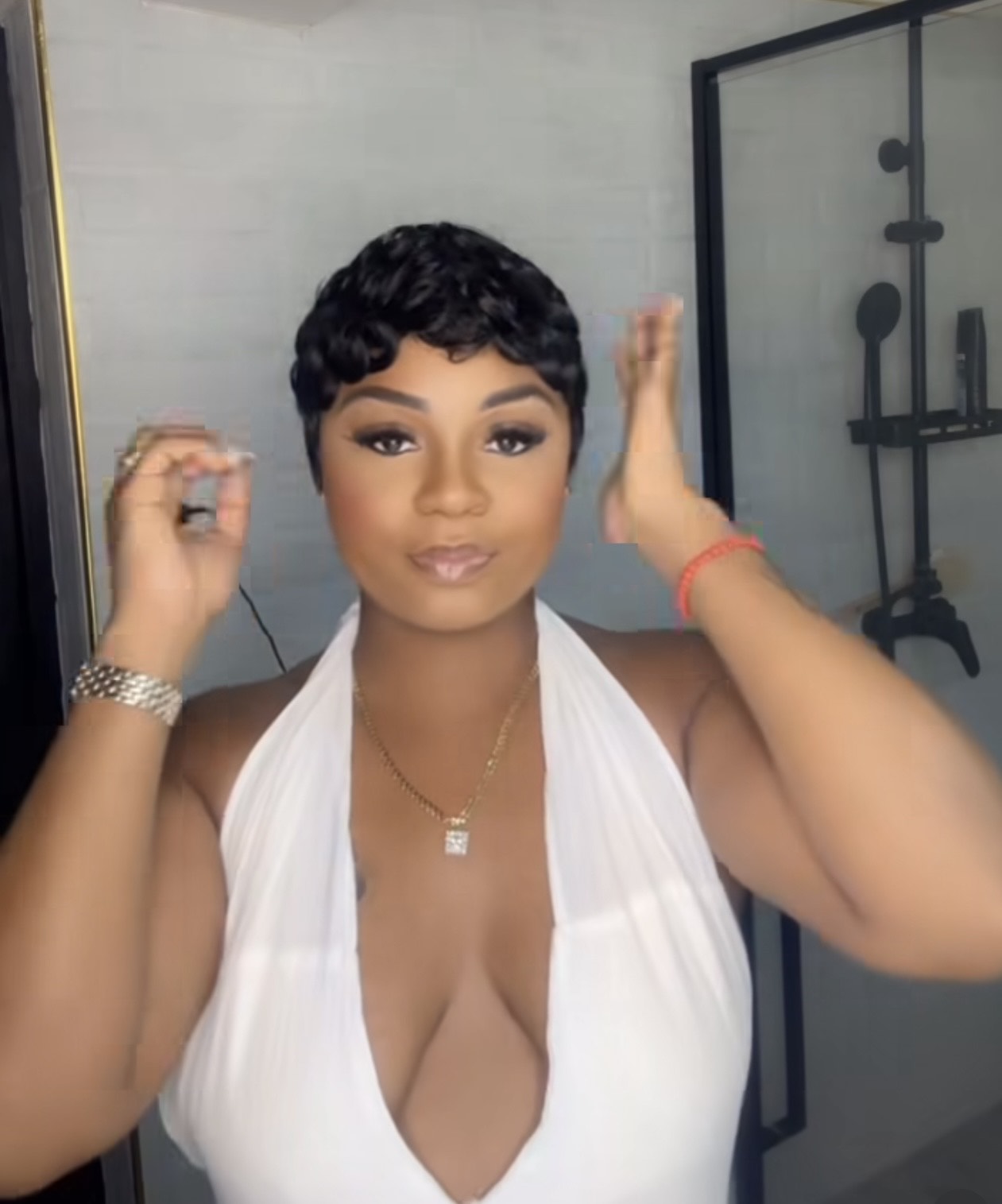 Glueless Lucy Pixie Wig