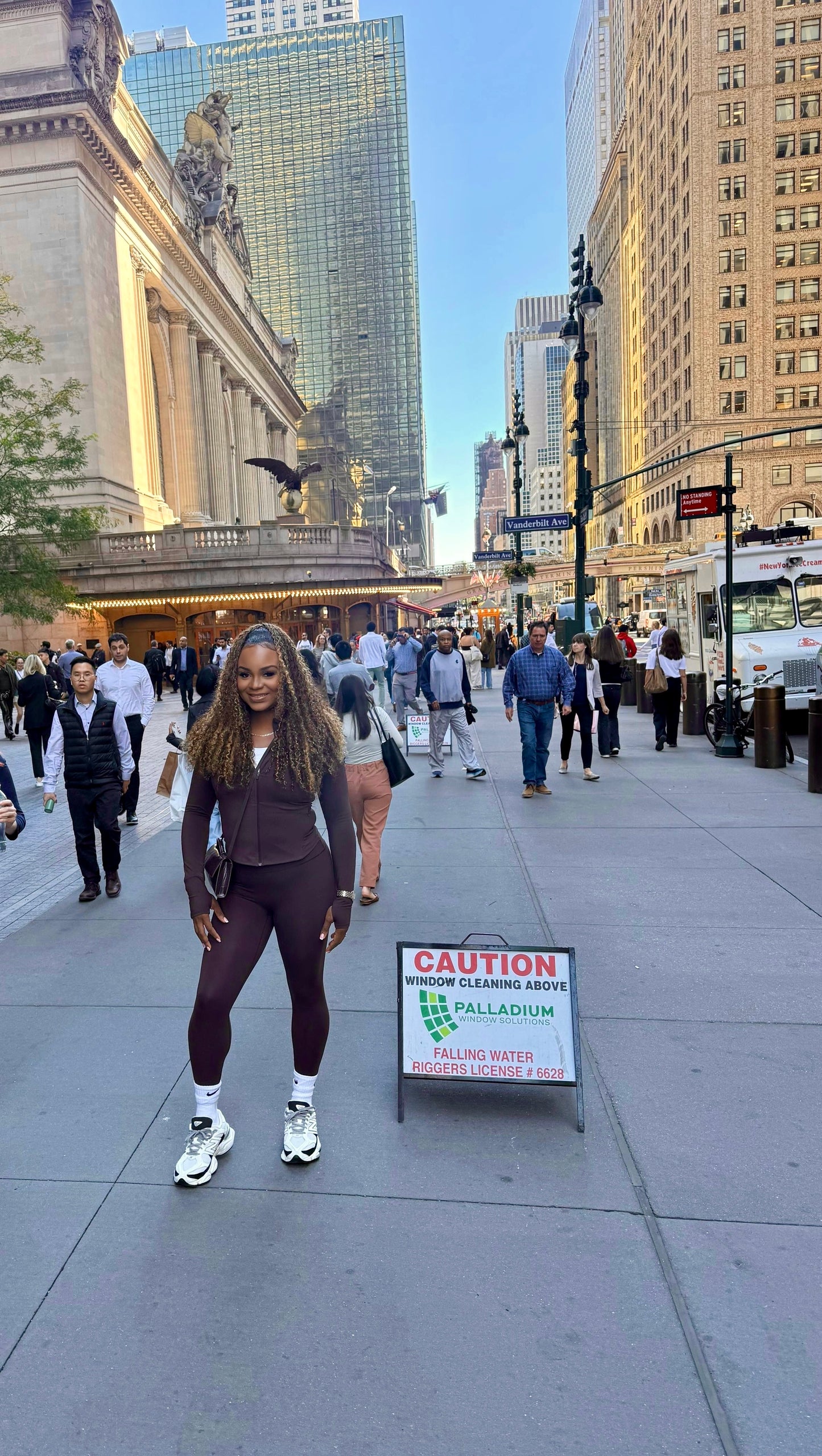 Vietnamese honey blonde pixie curly bundles